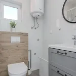 1 Bedroom Gorgeous In * Vir